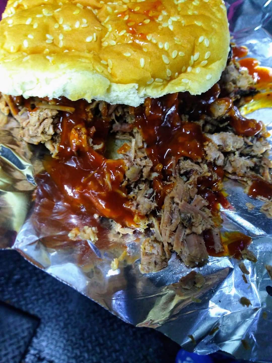 BRISKET SANDWICH W/ CHIPS